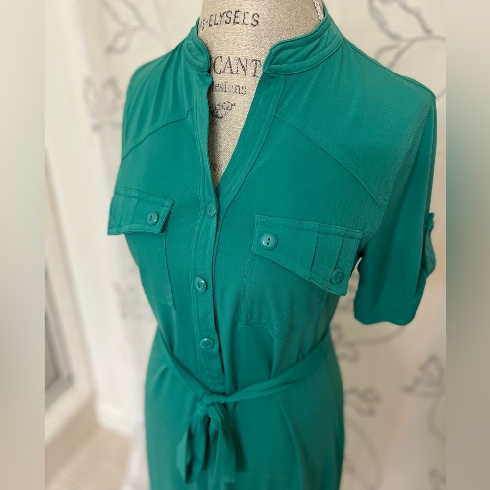 Jade green waist cinching knee-length dress - Picture 2 of 6